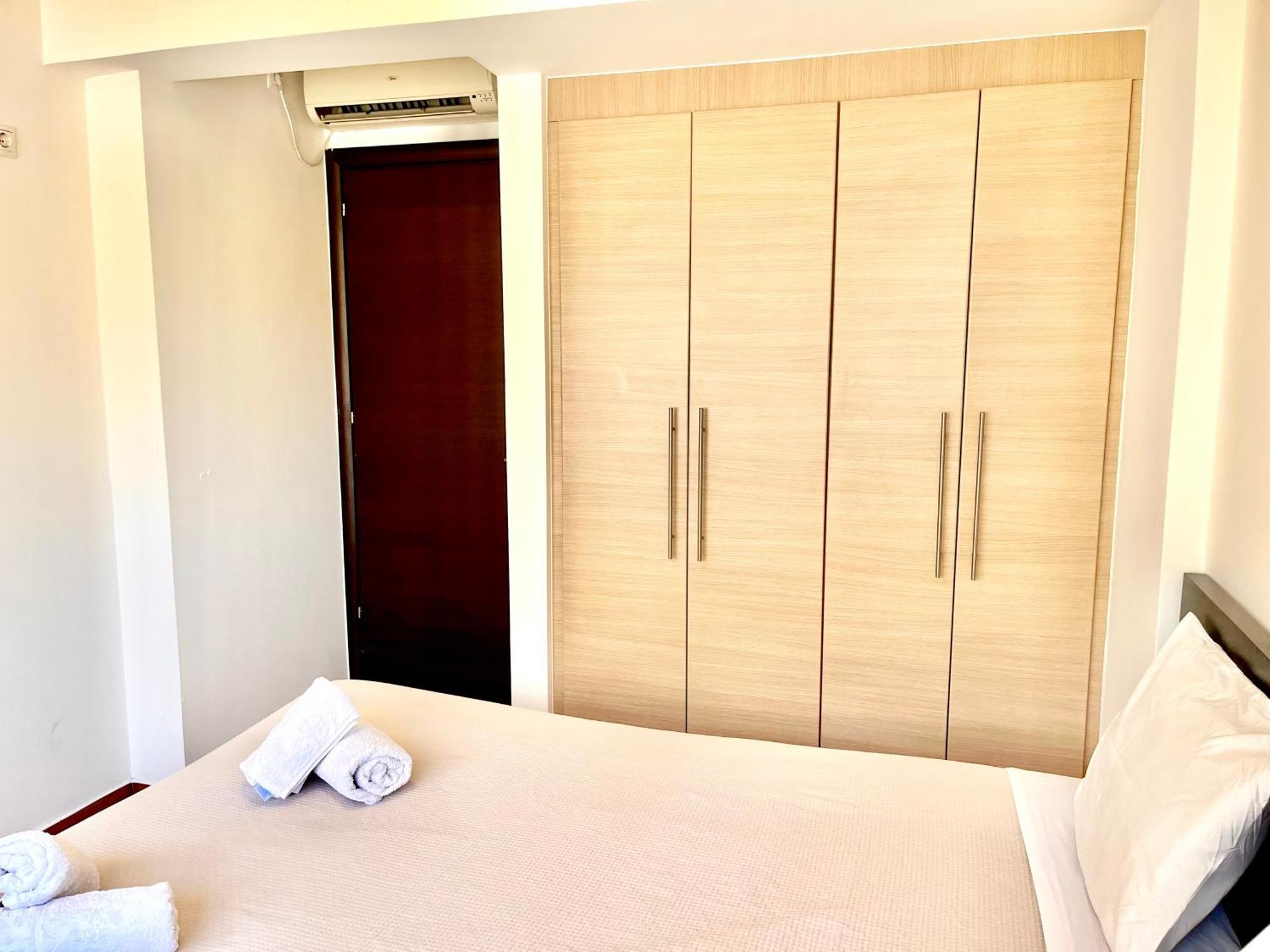 Elvita Apartments 2 Athena Bagian luar foto